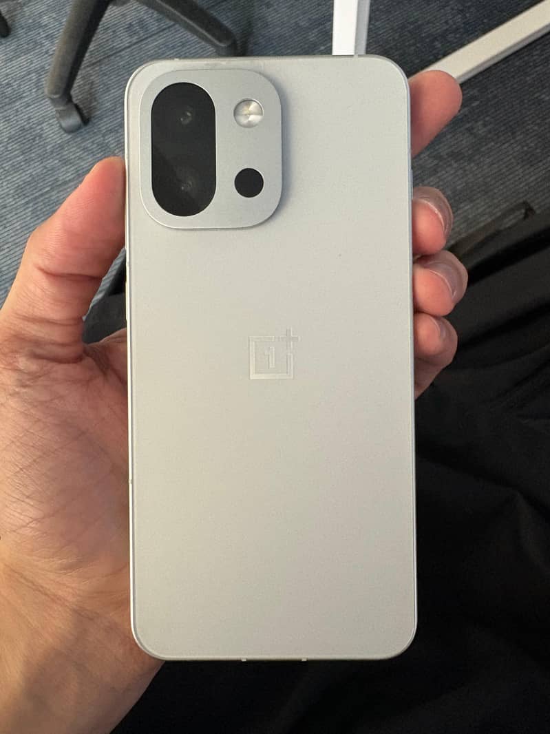 OnePlus 13T 0