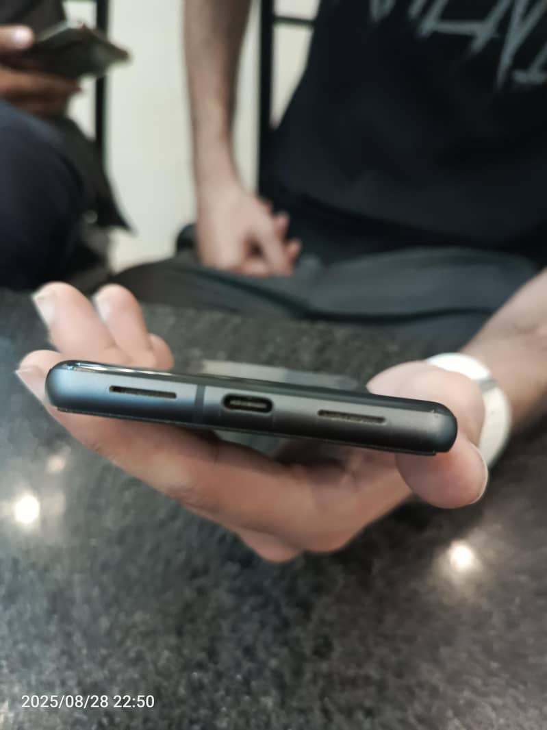 Google pixel 7 waterpack 4