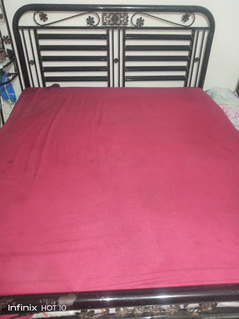 IRon bed  solid material 0