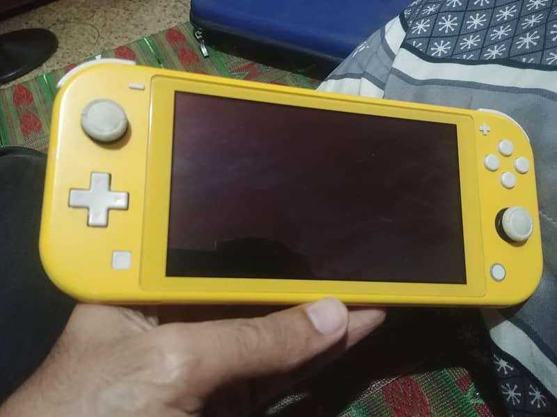 Nintendo Switch lite 0