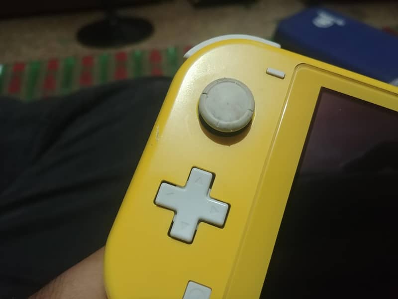 Nintendo Switch lite 3
