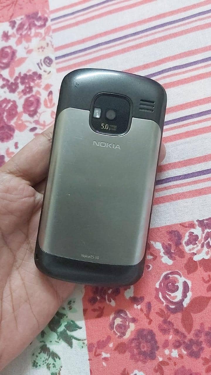 Nokia E5 Original 1