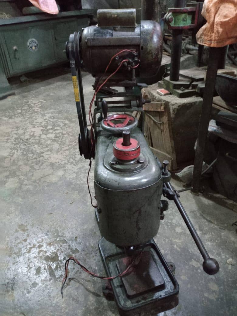 Lathe machine 6