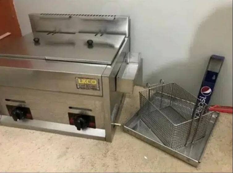 Broast & Fries Food cart - Complete Setup! Imported Gas Fryer, Cutters ...