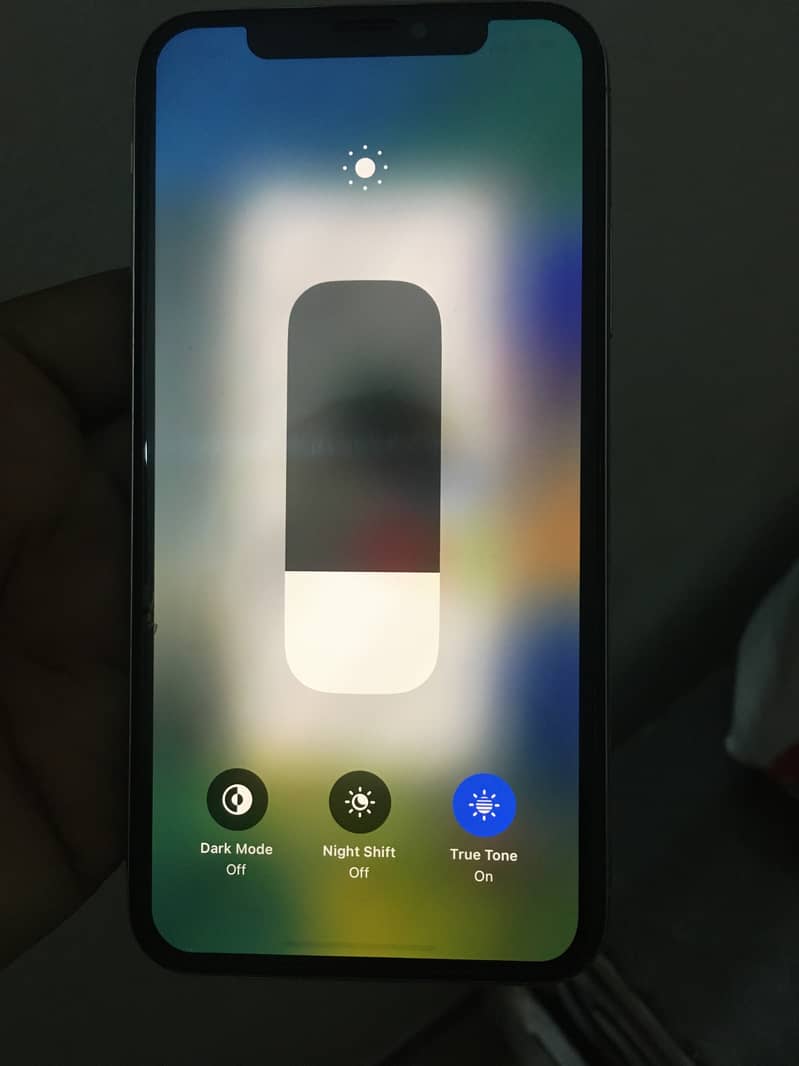 Apple iPhone X 4