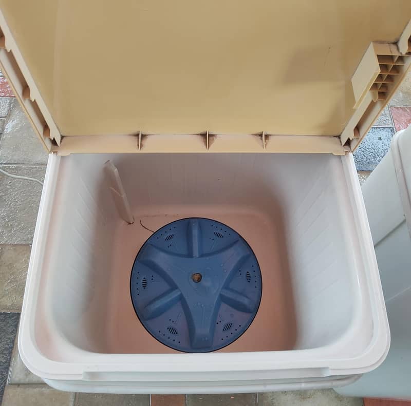 Only Washing Machine available 1