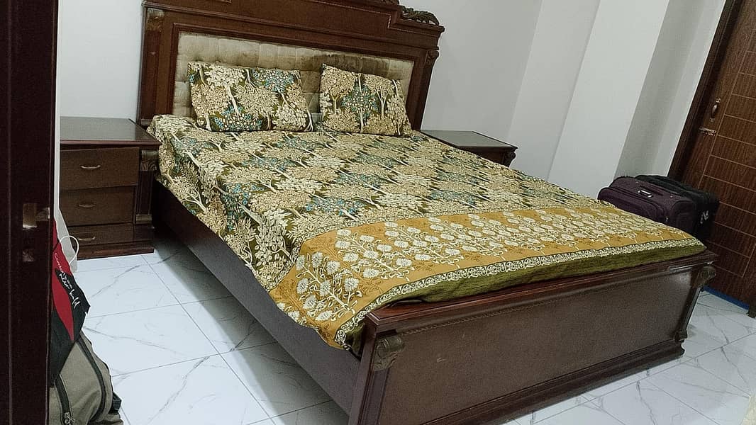 bed with side table 5