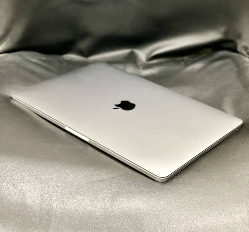 Macbook Pro 2017 (Condition 10/10) 0