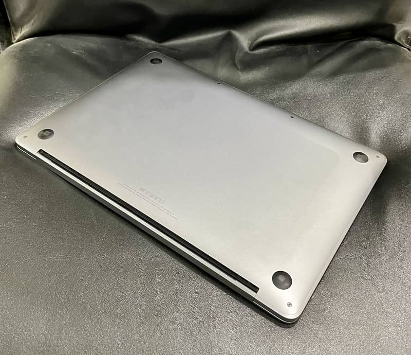 Macbook Pro 2017 (Condition 10/10) 4