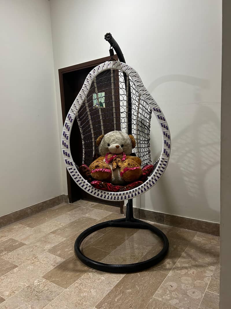 Swing Chair 2