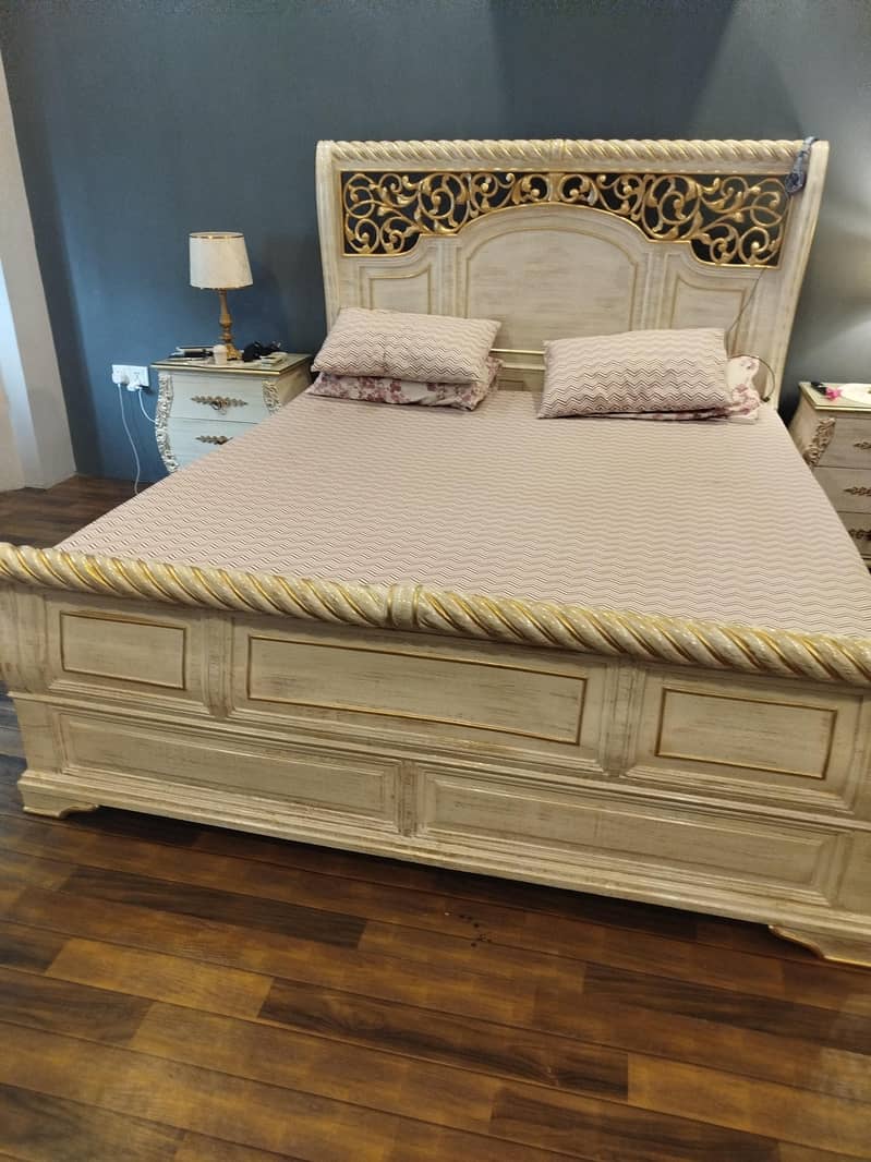 king size bed 3