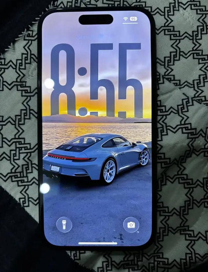 Iphone 16 Jv with box 1