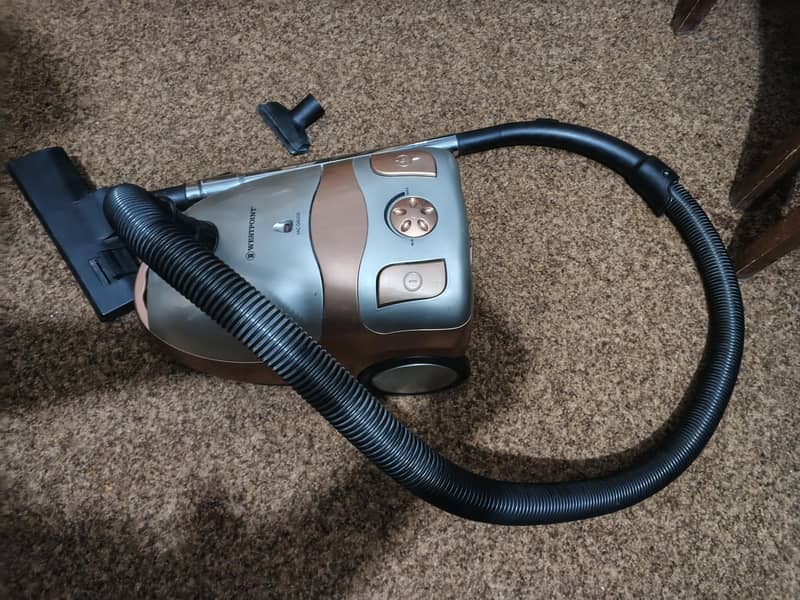 Vacuum cleaner 1