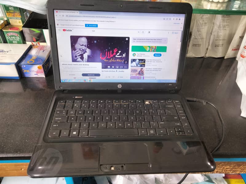 Laptop HP i3 0