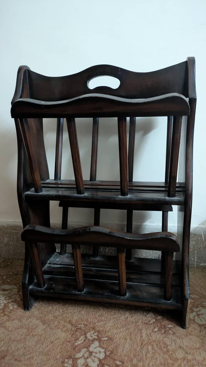 book/ magazines rack 1
