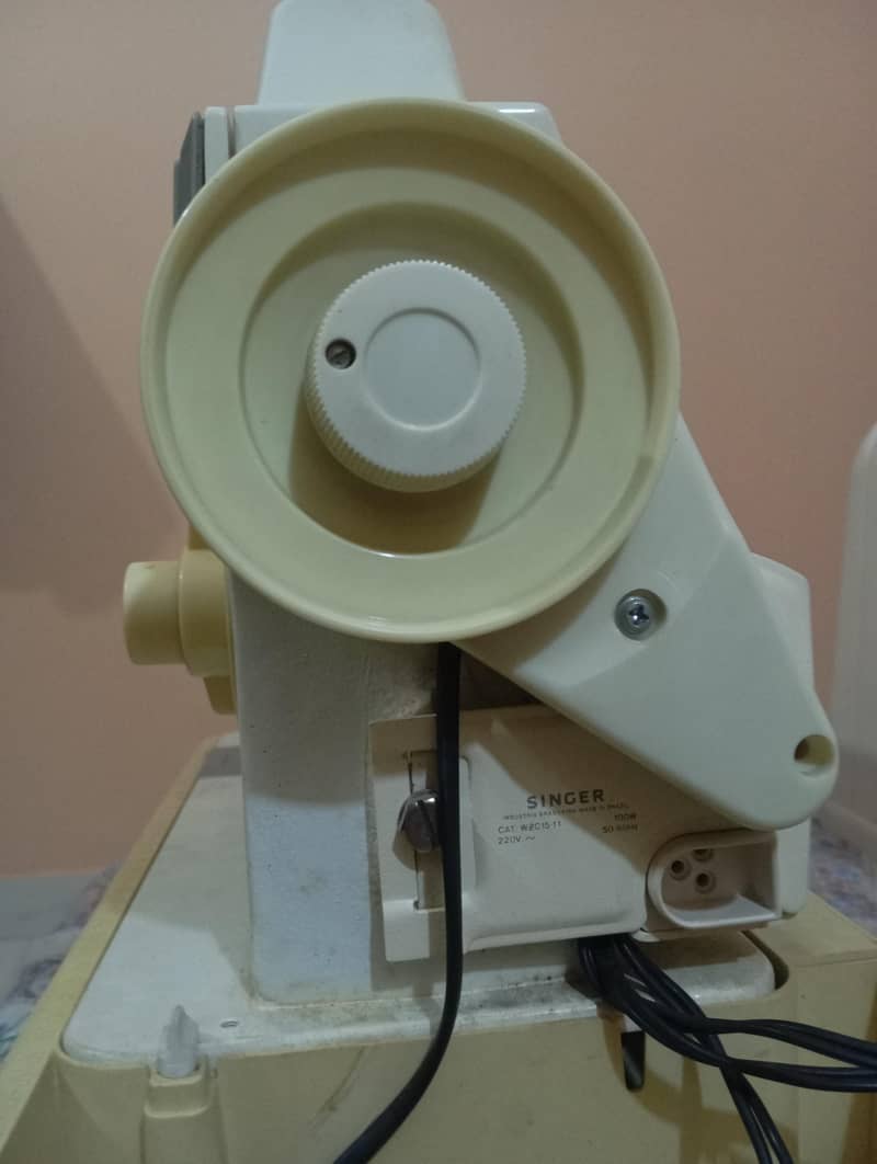 used singer machine 3