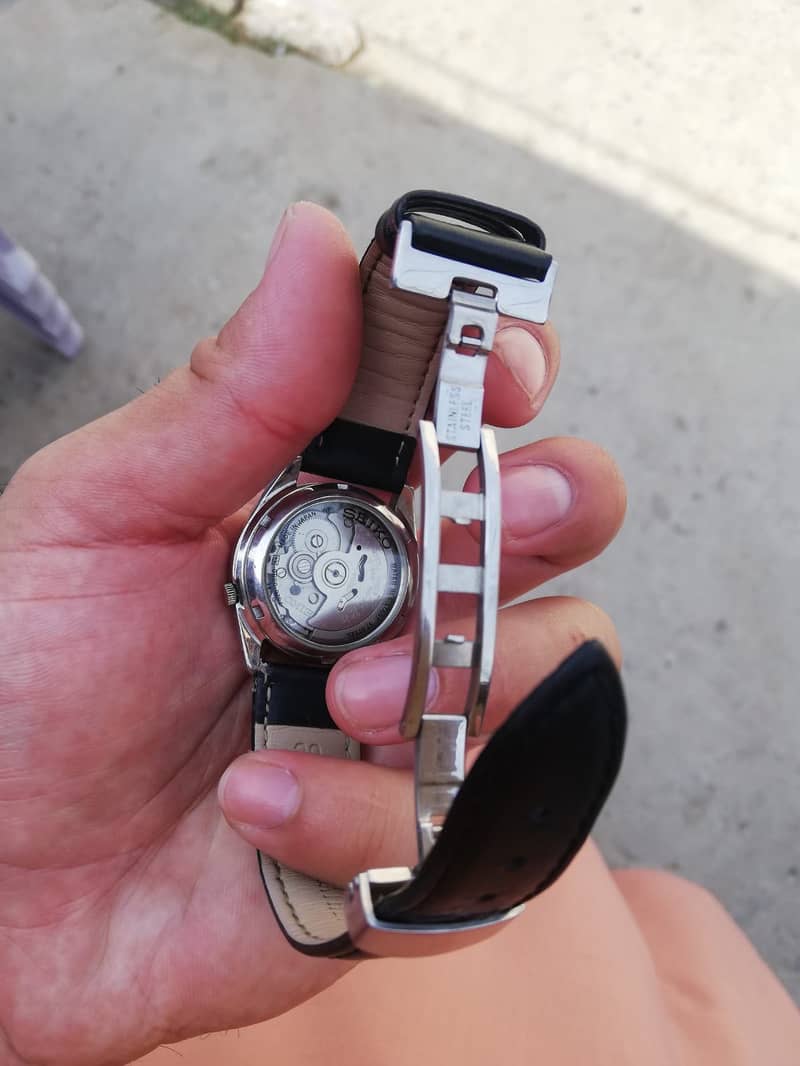 Seiko 5 automatic 1