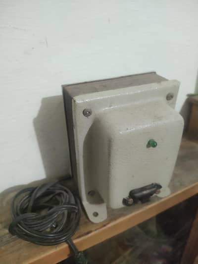 220 to 110v supply converter