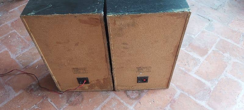 Devon sound system speaker 2