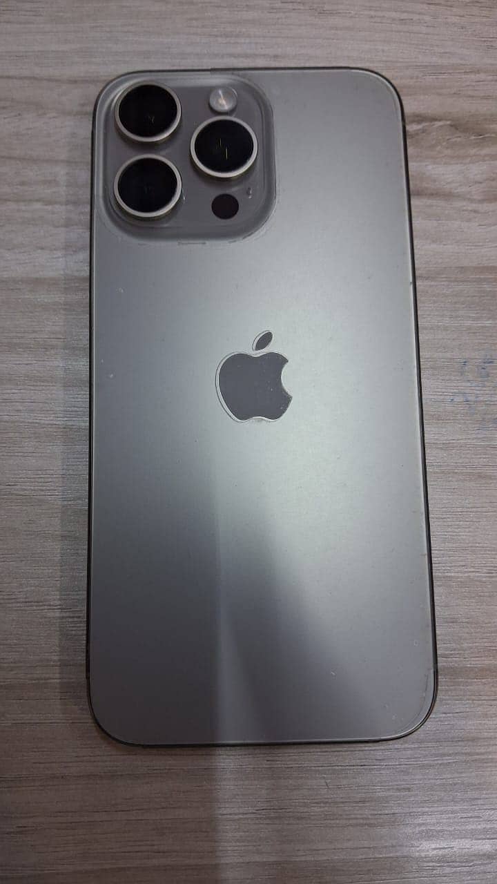 Iphone 15 Pro Max 3