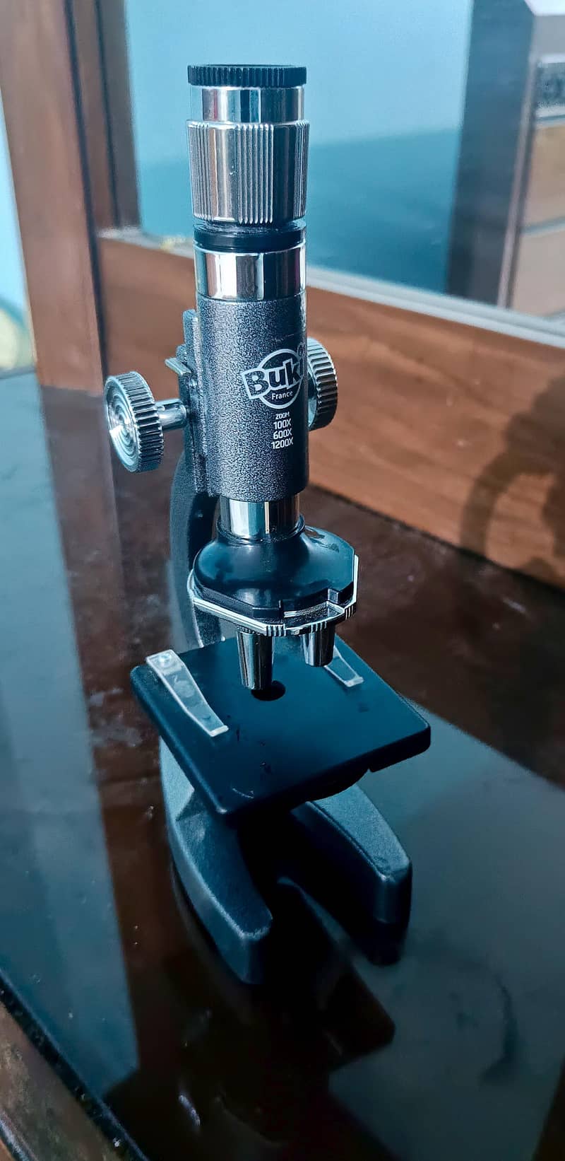 Microscope 0