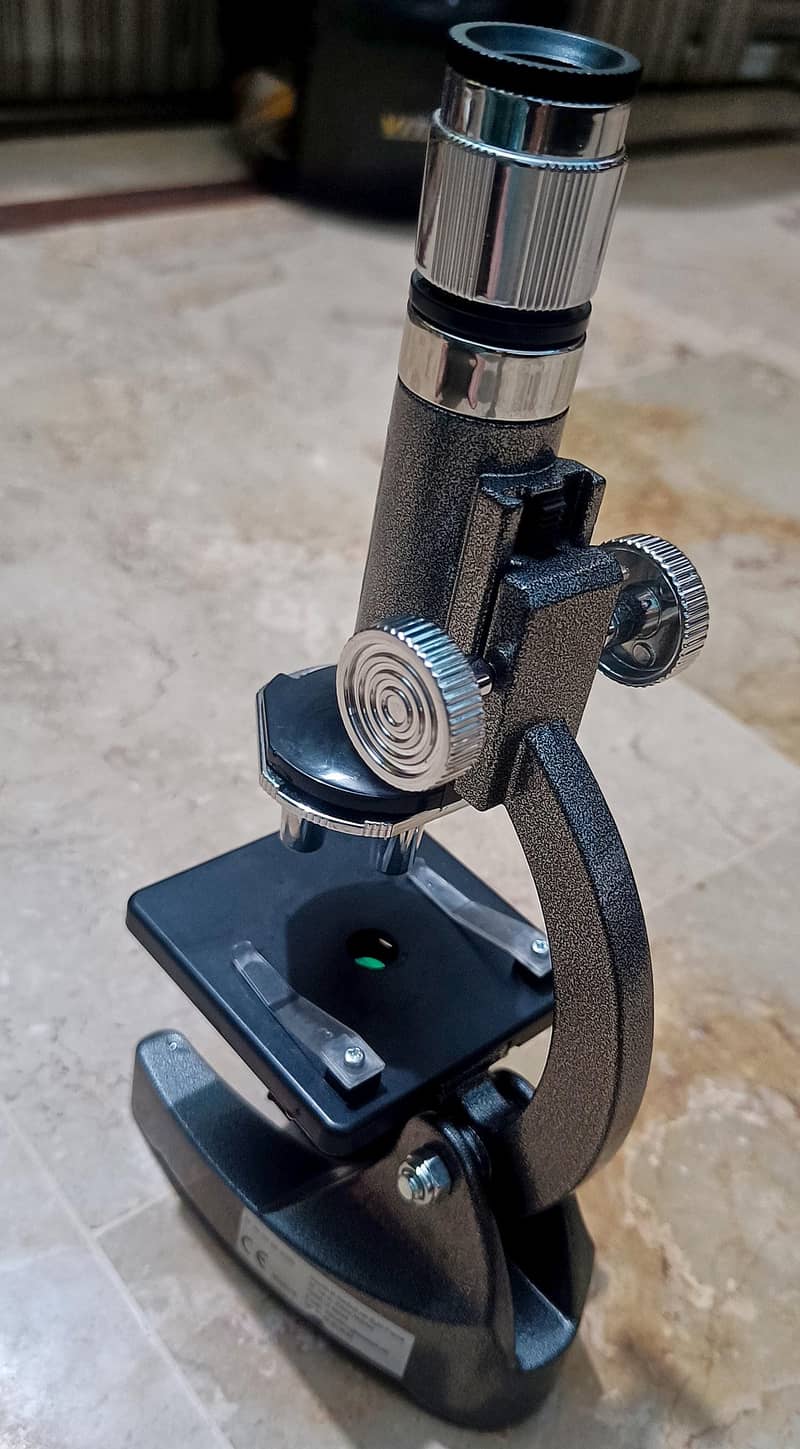 Microscope 1