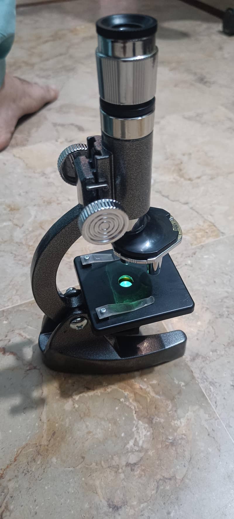 Microscope 2
