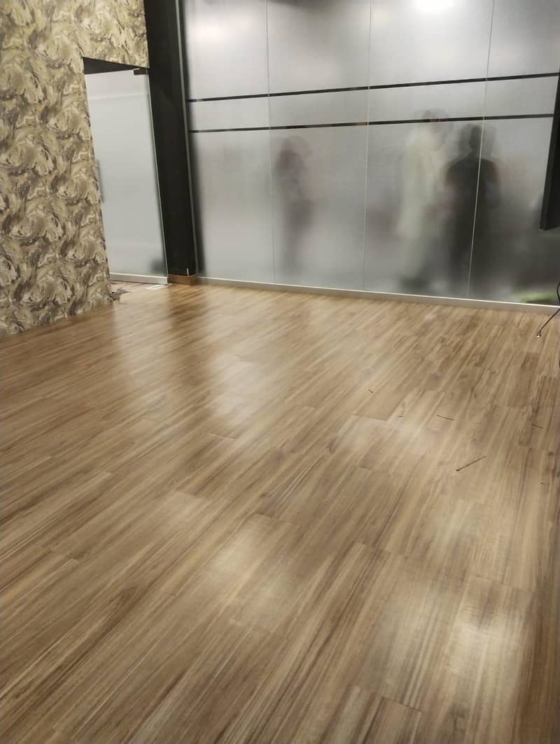 wardrobe design,wall panel,master wall,3d panel,febric wallpaper,bedro 17