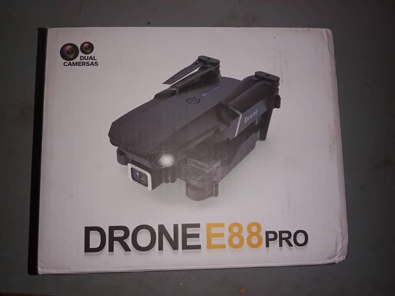 DRONE E88 PRO 0