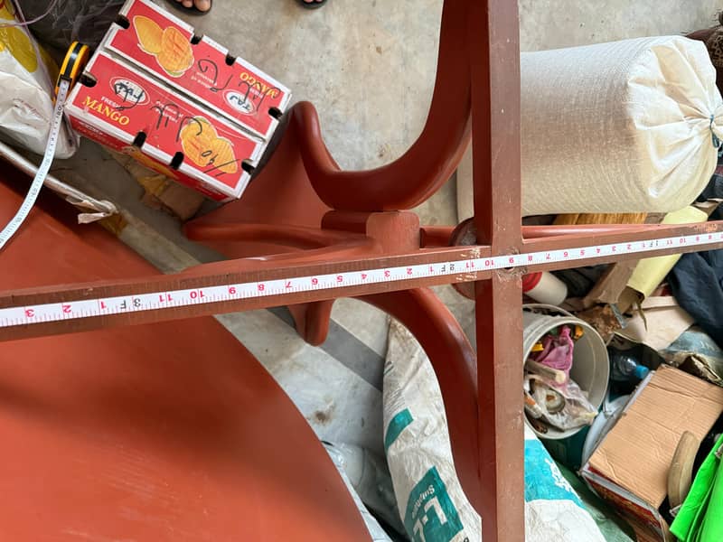 Round dinning table 7