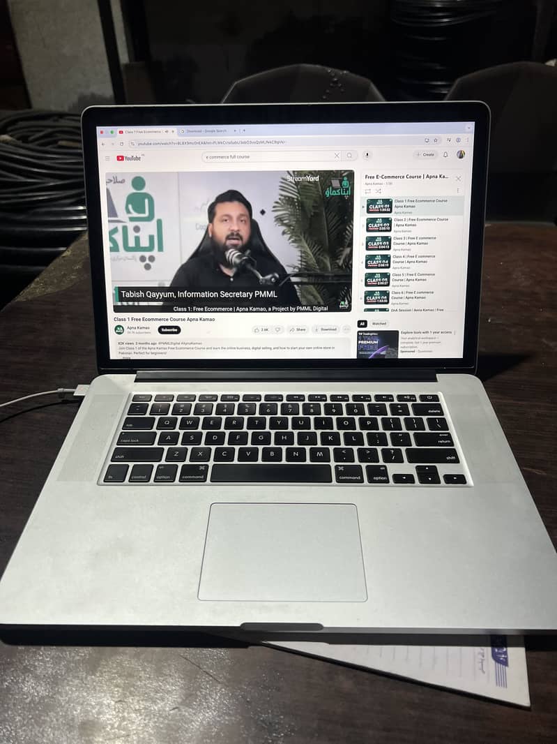Macbook pro mid 2015 1