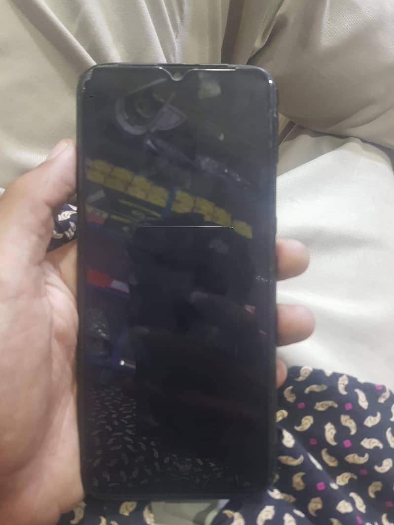 Techno spark 4 lite 2/32 hotspot phone 4