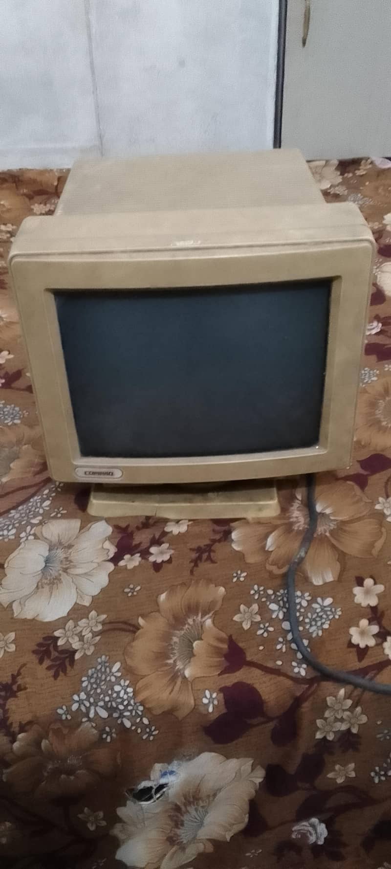 old fashion monitor like new no Any fault 0