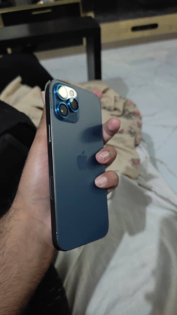 iphone 12 pro max/ exchange possible 8