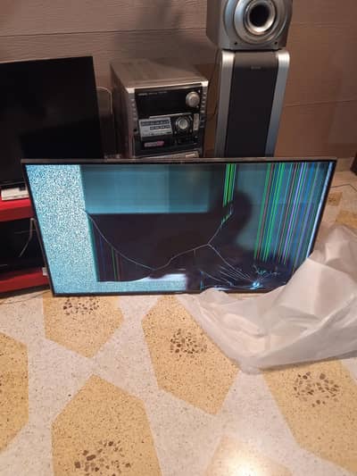 Samsung smart led  broken panel