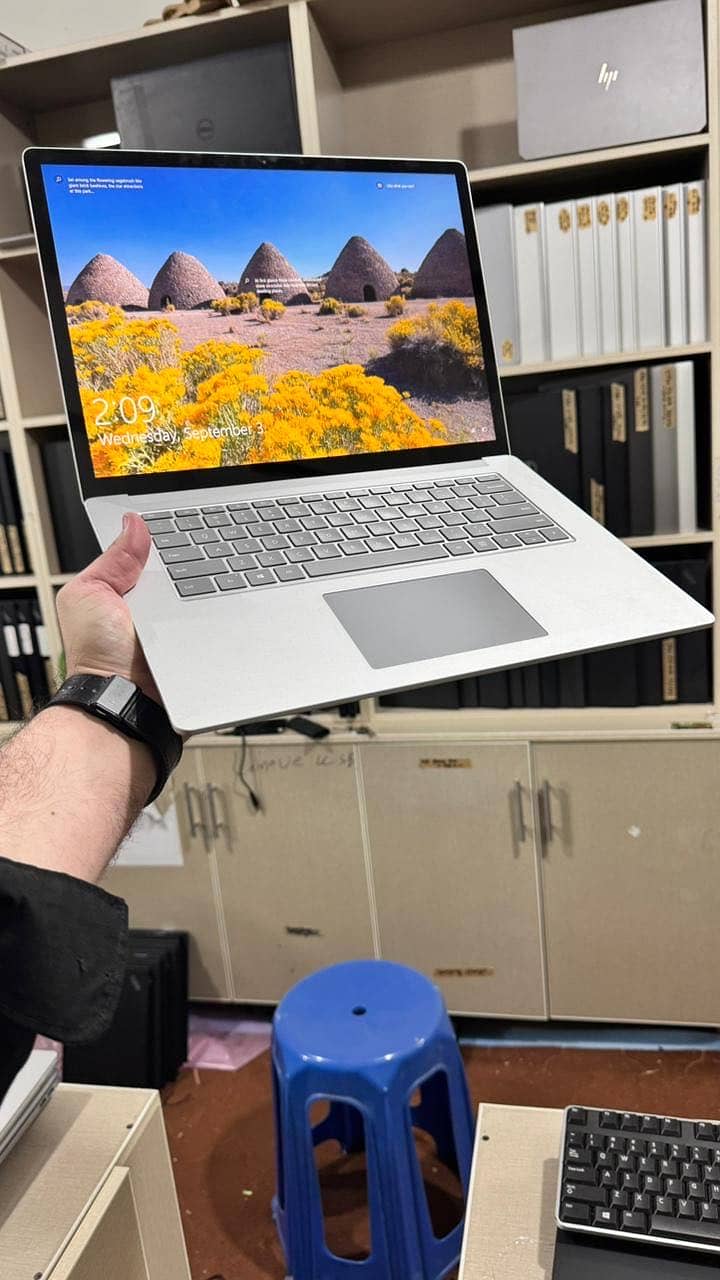 Microsoft surface 3 core i7 10th Generation  A grade stock 3