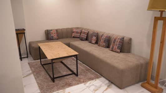 house keeping Kay Lia boy chia