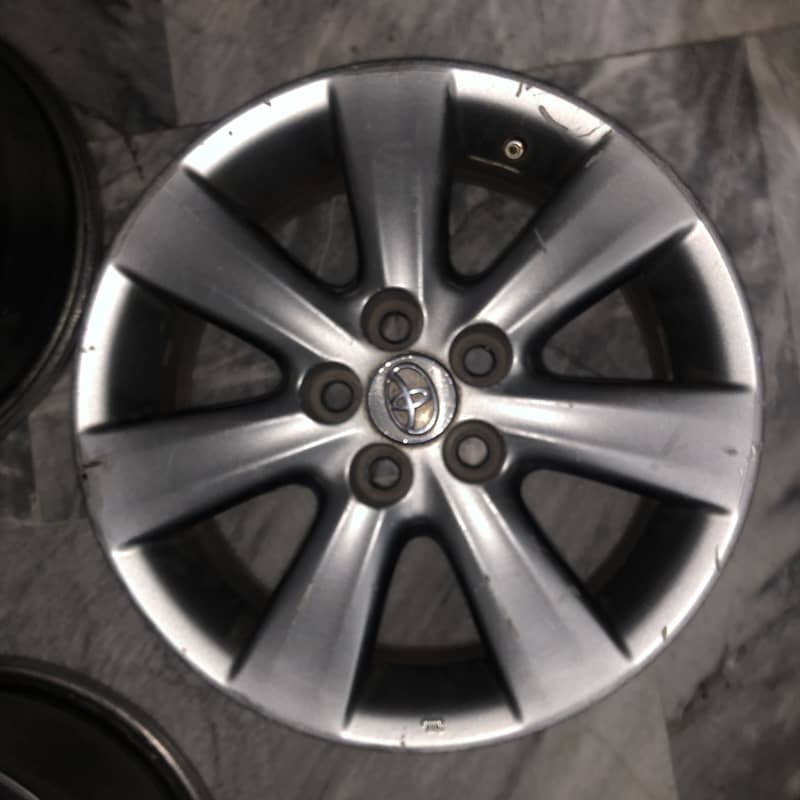 Toyota Corolla Orignal rims up for sale - Tyres - 1105893037