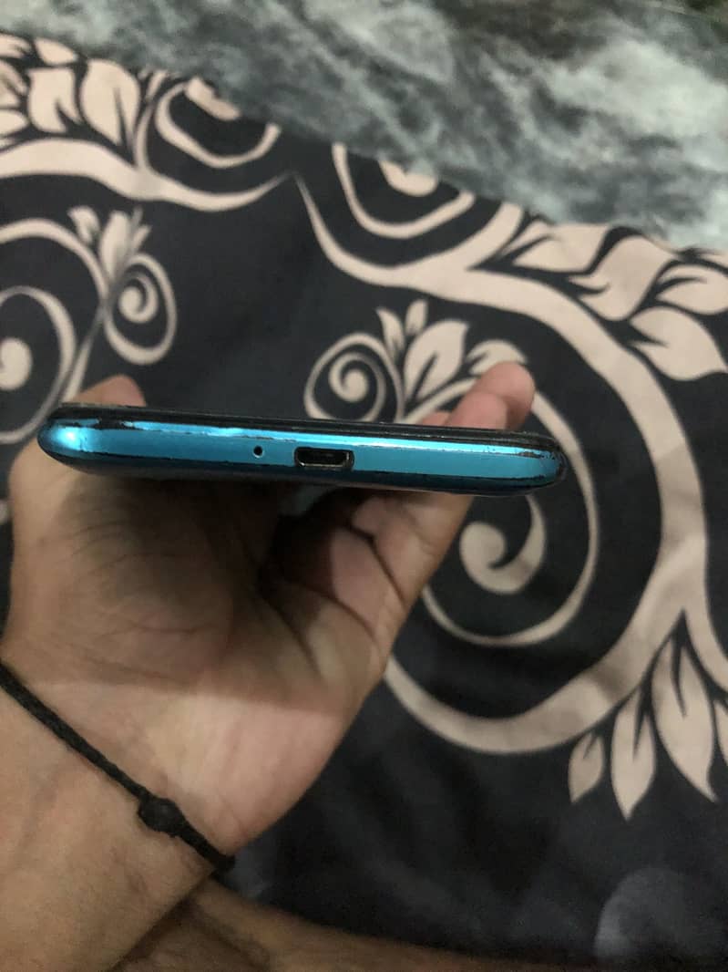 ITEL VISION 2s 4