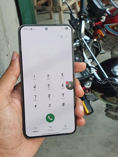 Samsung S22 5g brad new 8/128 non pta. snapdragan  8th genration