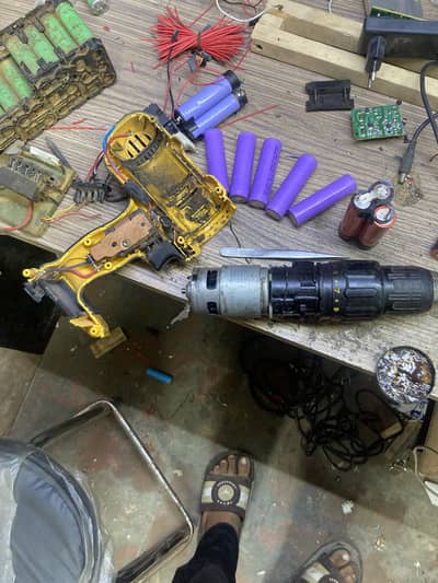 ھما رے ھا ں بیٹر ی وا لی مشین Cordless Drill Machine ٹھیک کیا جا تا ھے