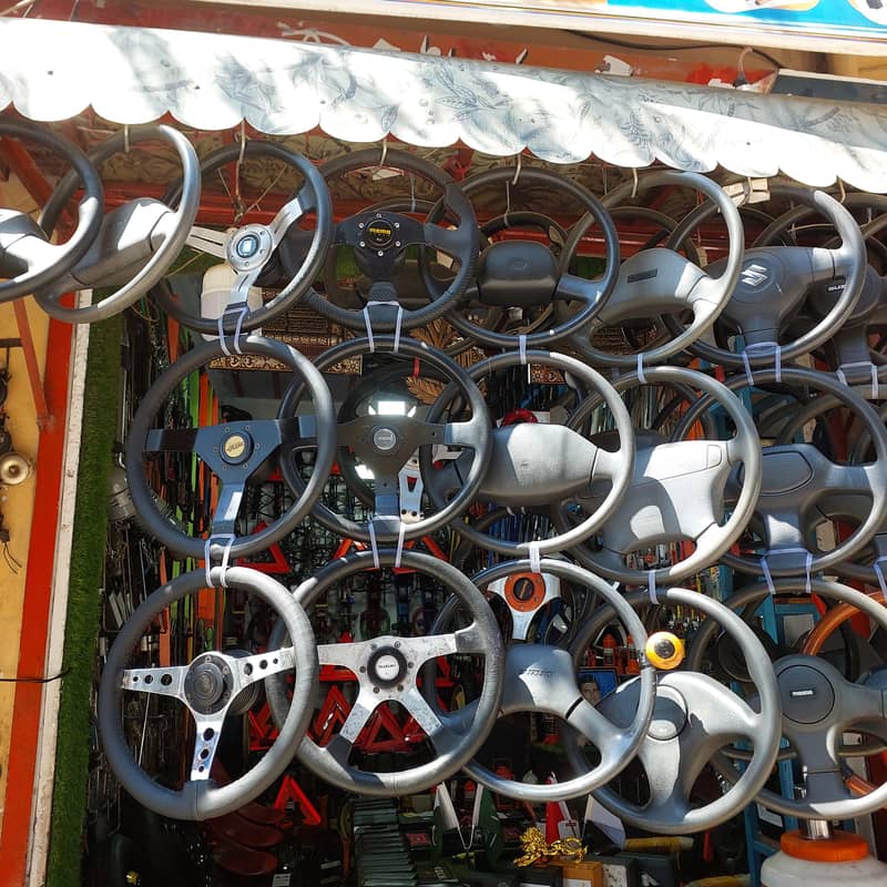 STEERING WHEELS 1