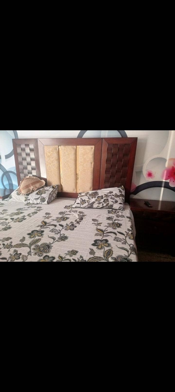 king size bed condition 10/10 4