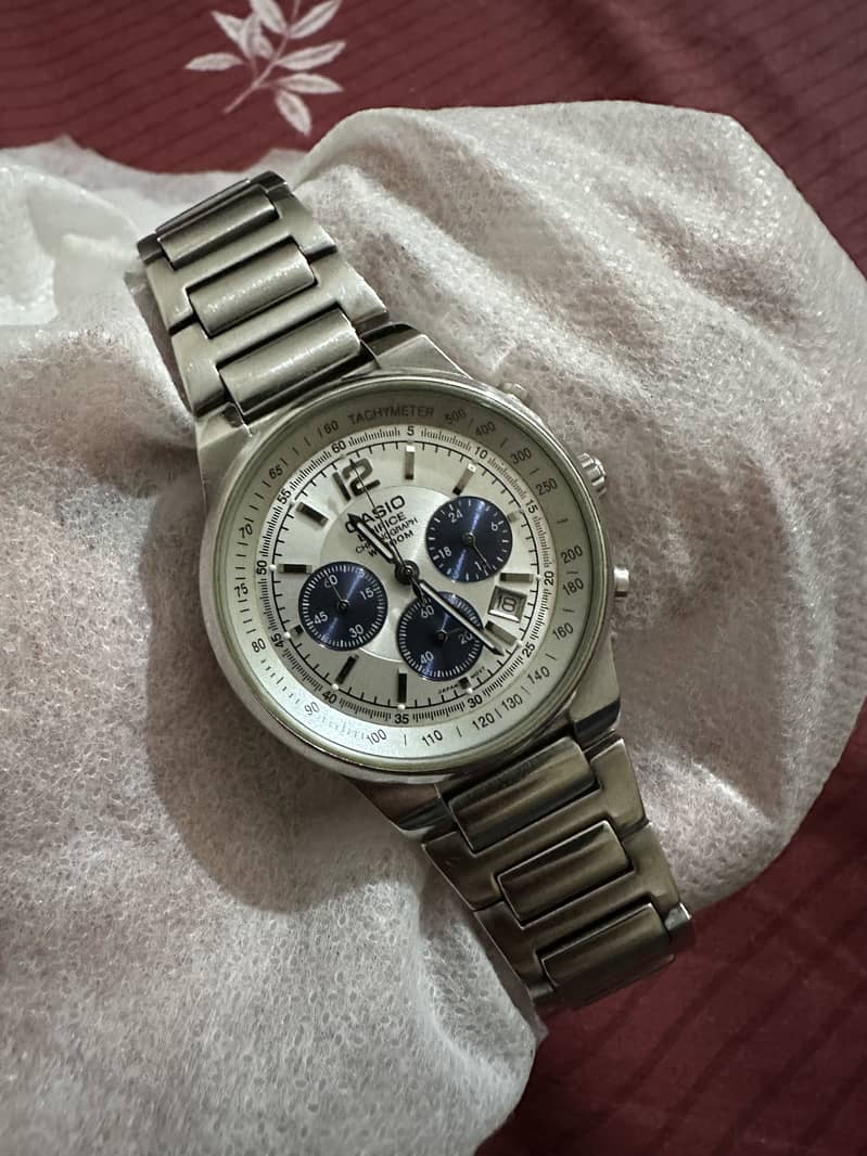 Casio watch Panda edition 1