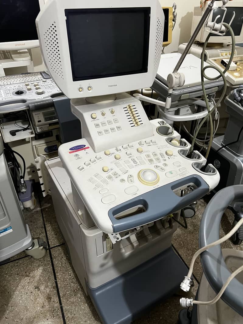 Ultrasound machine grey scale color doppler echo 0