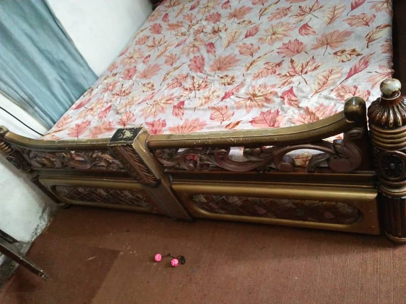 Bed/Dressing /side tables  0320-0433561 2