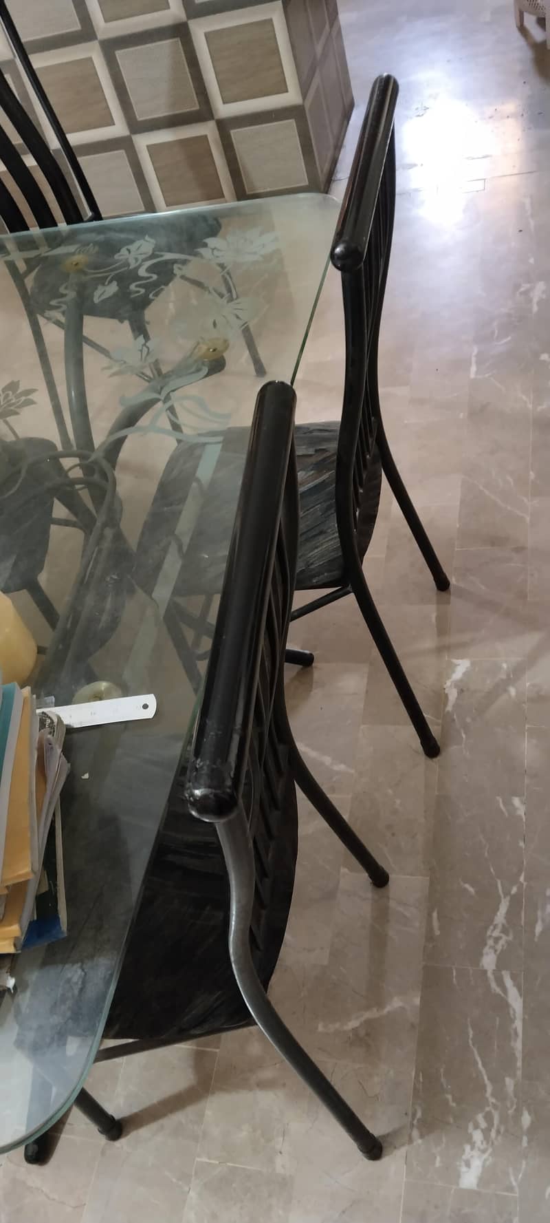 Glass dinning table 2
