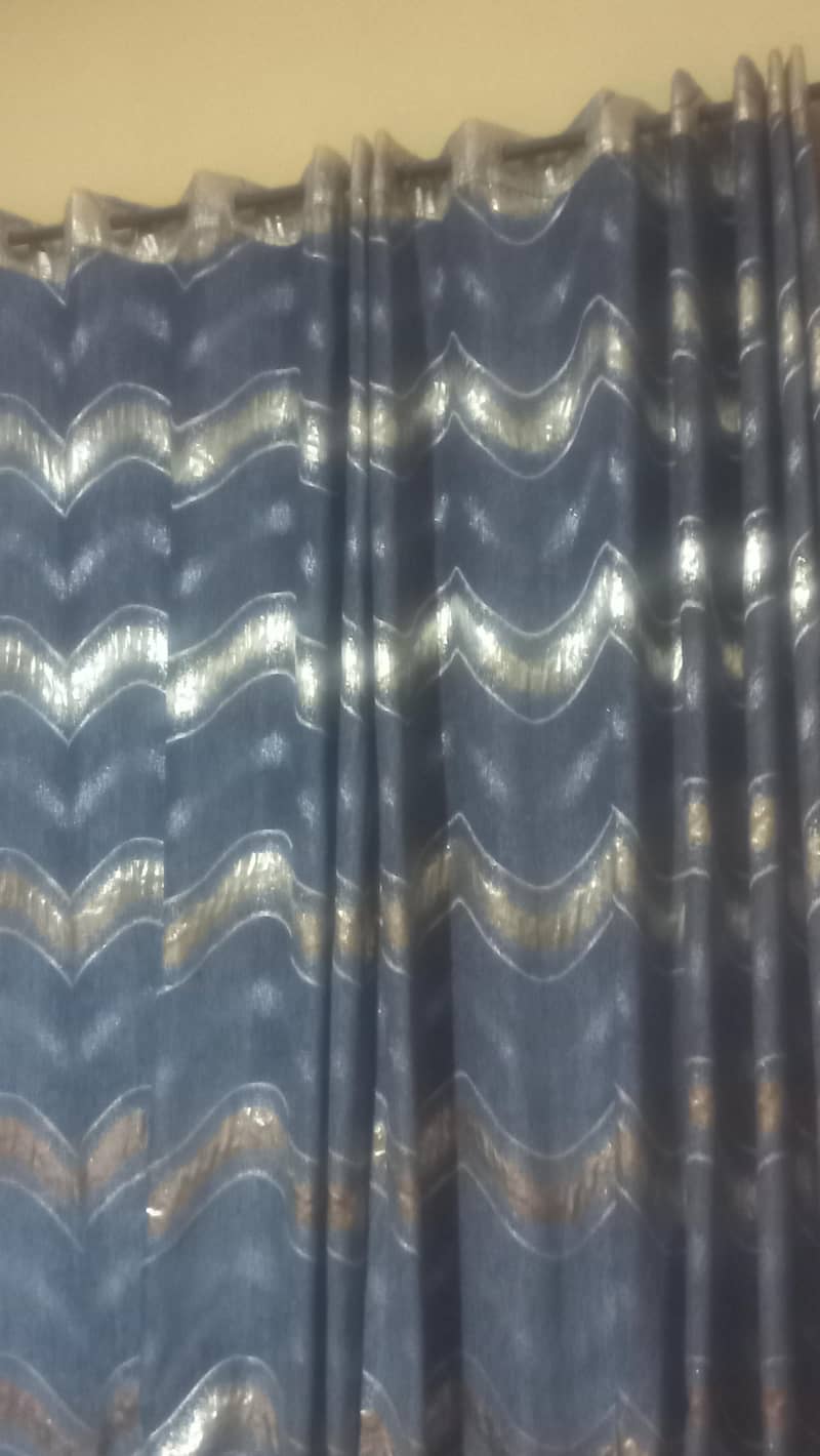 curtains 0