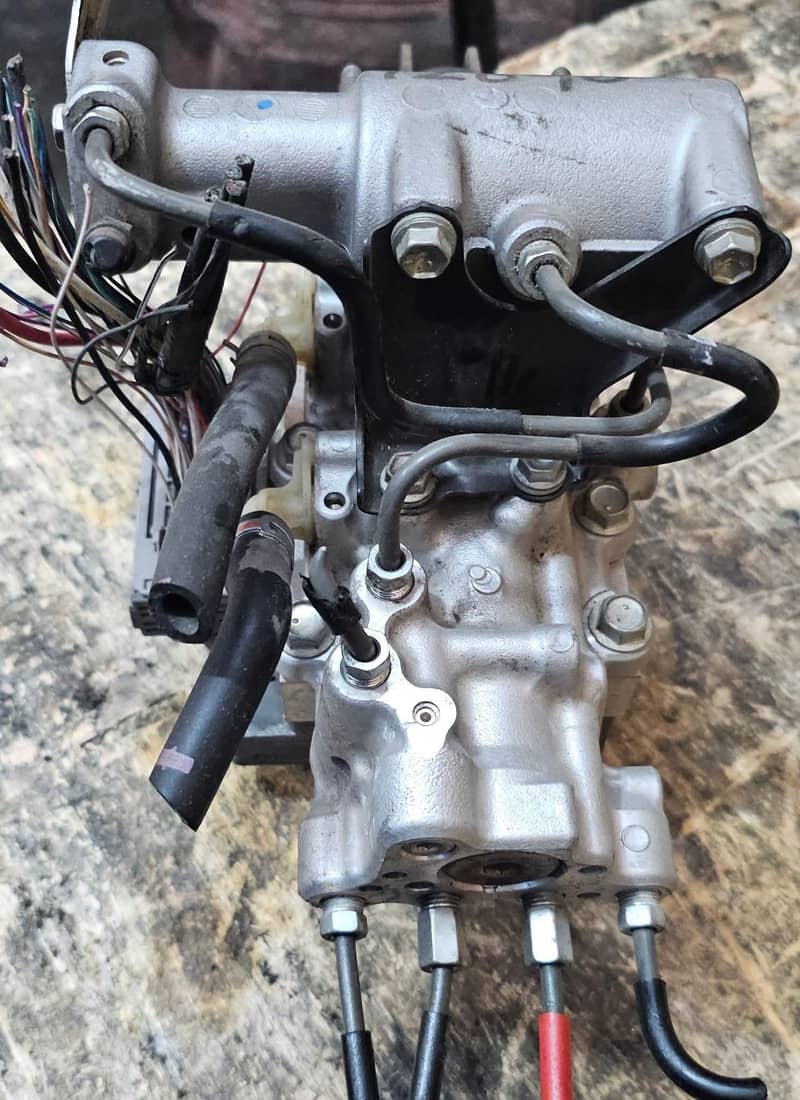 Aqua, Prius, Axio, Feilder, Camrey ABS Unit 2