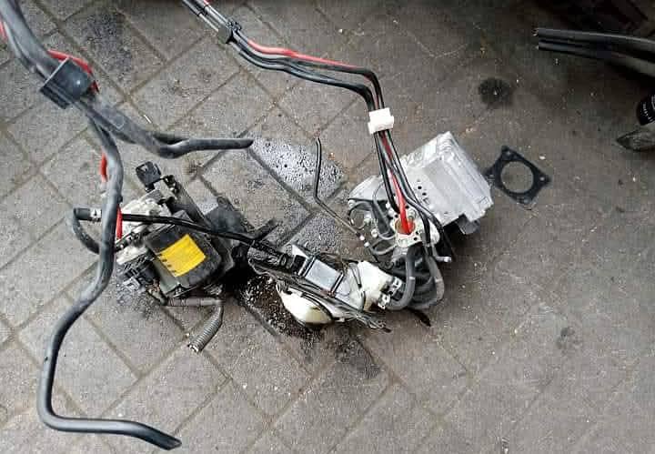 Aqua, Prius, Axio, Feilder, Camrey ABS Unit 6